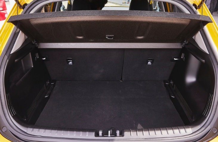 2021 Kia Stonic SUV 1.4 (100 HP) Elegance Konfor AT Teknik Özellikler, Ölçüler ve Bagaj Hacmi