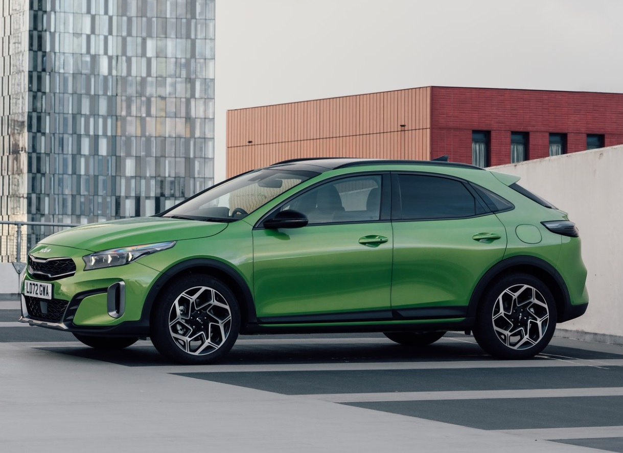 2025 Kia XCeed SUV 1.5 TGDI (140 HP) Elegance DCT Teknik Özellikler, Ölçüler ve Bagaj Hacmi