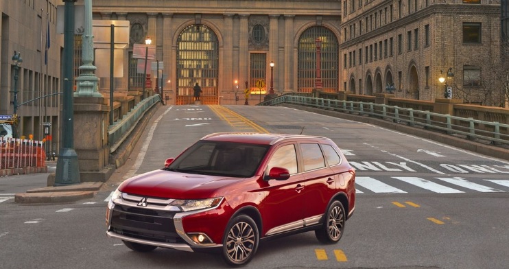 2016 Mitsubishi Outlander 2.0 150 HP Instyle CVT Teknik Özellikleri, Yakıt Tüketimi