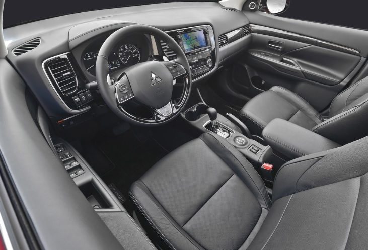2017 Mitsubishi Outlander SUV 2.0 (150 HP) Instyle CVT Teknik Özellikler, Ölçüler ve Bagaj Hacmi