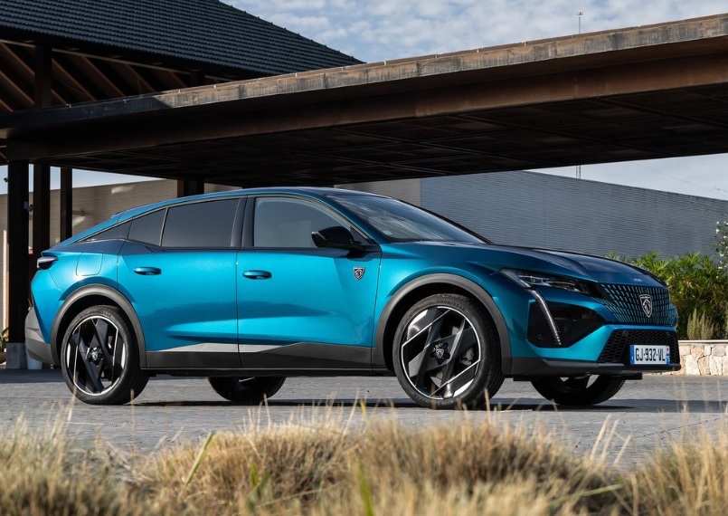 2023 Peugeot 408 SUV 1.2 PureTech (130 HP) GT EAT Özellikleri - arabavs.com