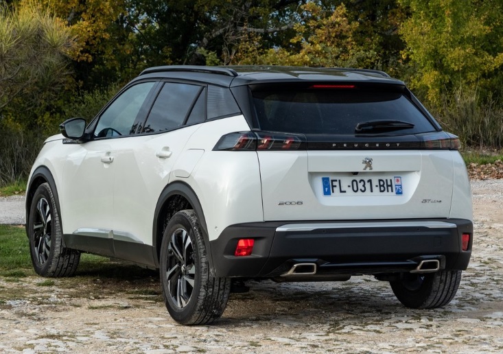 2020 Peugeot 2008 1.2 PureTech Active Sky Pack Karşılaştırması