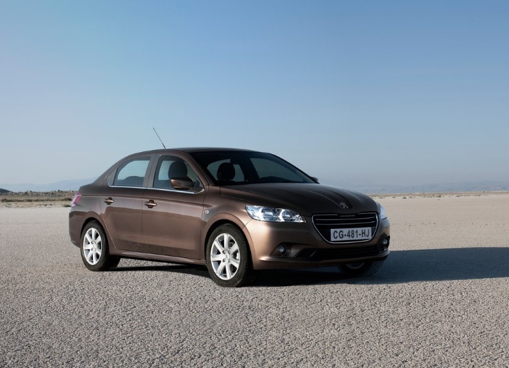2015 Peugeot 301 1.6 Active Karşılaştırması