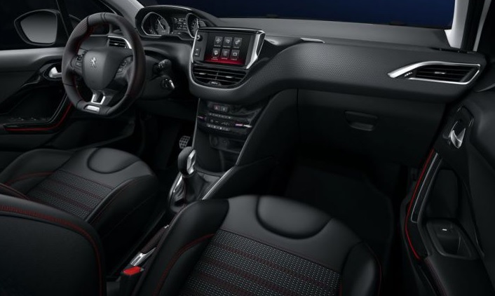 2018 Peugeot 208 1.2 PureTech Active Karşılaştırması