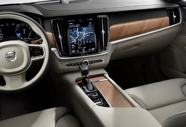 2020 Volvo S90 Sedan 2.0 D5 AWD (235 HP) Momentum Geartronic Teknik Özellikler, Ölçüler ve Bagaj Hacmi