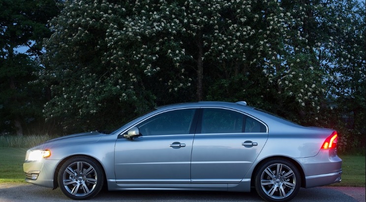 2016 Volvo S80 2.0 D4 181 HP Advance Geartronic Teknik Özellikleri, Yakıt Tüketimi