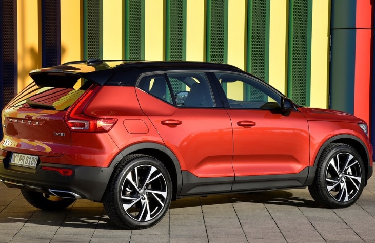 2020 Volvo XC40 SUV 2.0 T4 AWD (190 HP) R-Design Geartronic Teknik Özellikler, Ölçüler ve Bagaj Hacmi