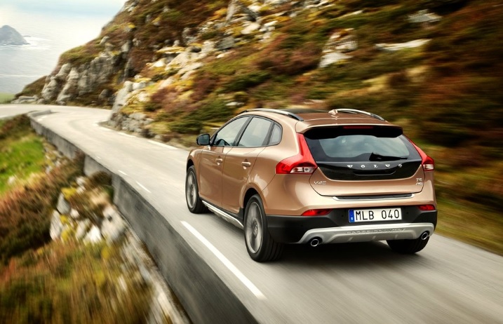 2016 Volvo V40 Cross Country Crossover 1.5 T3 (152 HP) Advance Geartronic Teknik Özellikler, Ölçüler ve Bagaj Hacmi