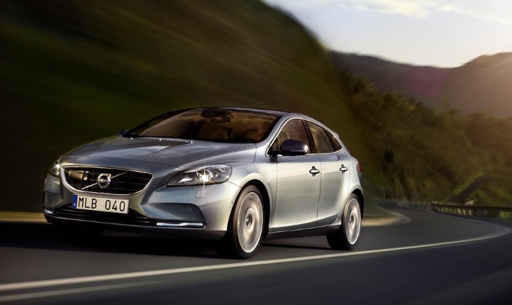 2019 Volvo V40 1.5 T3 152 HP Inscription GearTronic Teknik Özellikleri, Yakıt Tüketimi