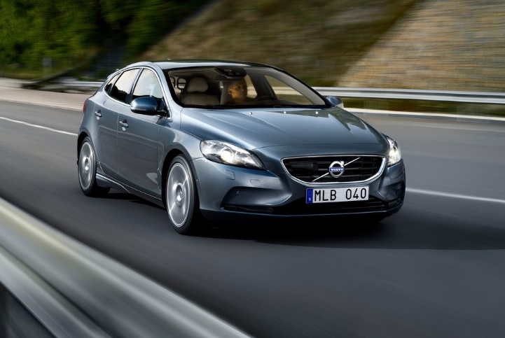 2019 Volvo V40 1.5 T3 152 HP Inscription GearTronic Teknik Özellikleri, Yakıt Tüketimi