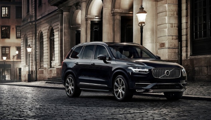 2020 Volvo XC90 SUV 2.0 T8 EAWD (390 HP) R-Design Geartronic Özellikleri - arabavs.com