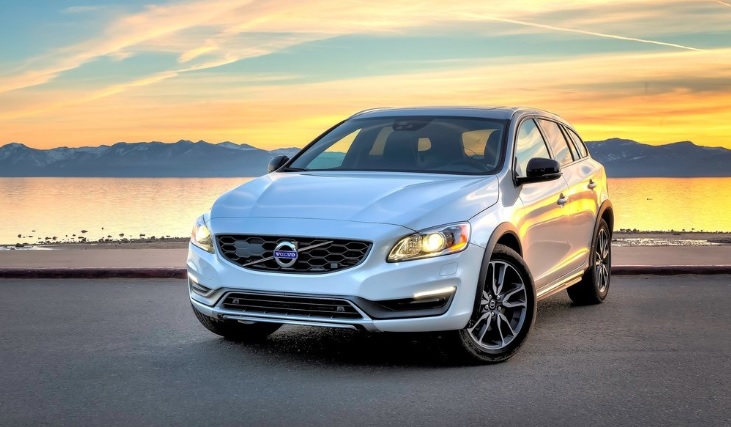 2017 Volvo V60 Station Wagon 2.0 T6 AWD (306 HP) R-Design Plus Geartronic Teknik Özellikler, Ölçüler ve Bagaj Hacmi