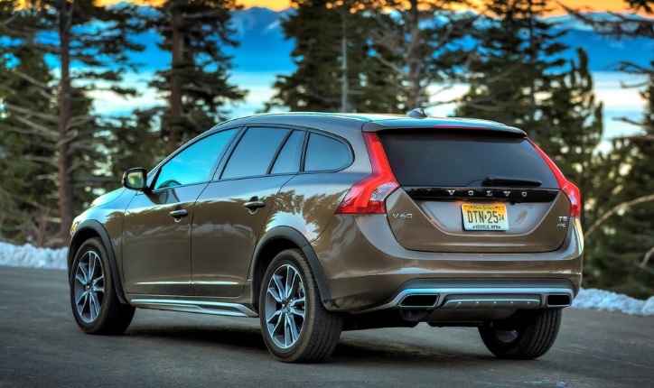 2017 Volvo V60 Station Wagon 2.0 T6 AWD (306 HP) R-Design Plus Geartronic Teknik Özellikler, Ölçüler ve Bagaj Hacmi