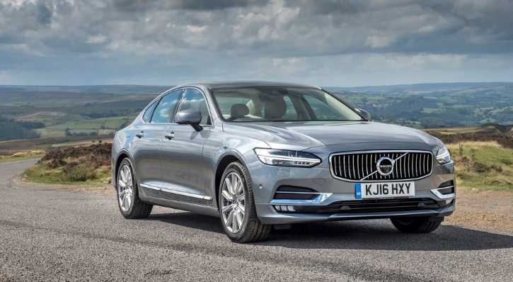 2020 Volvo S90 Sedan 2.0 D5 AWD (235 HP) Momentum Geartronic Teknik Özellikler, Ölçüler ve Bagaj Hacmi