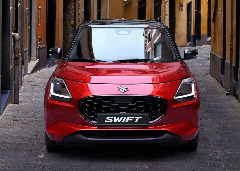 2025 Suzuki Swift 1.2 Mild Hybrid Life Karşılaştırması