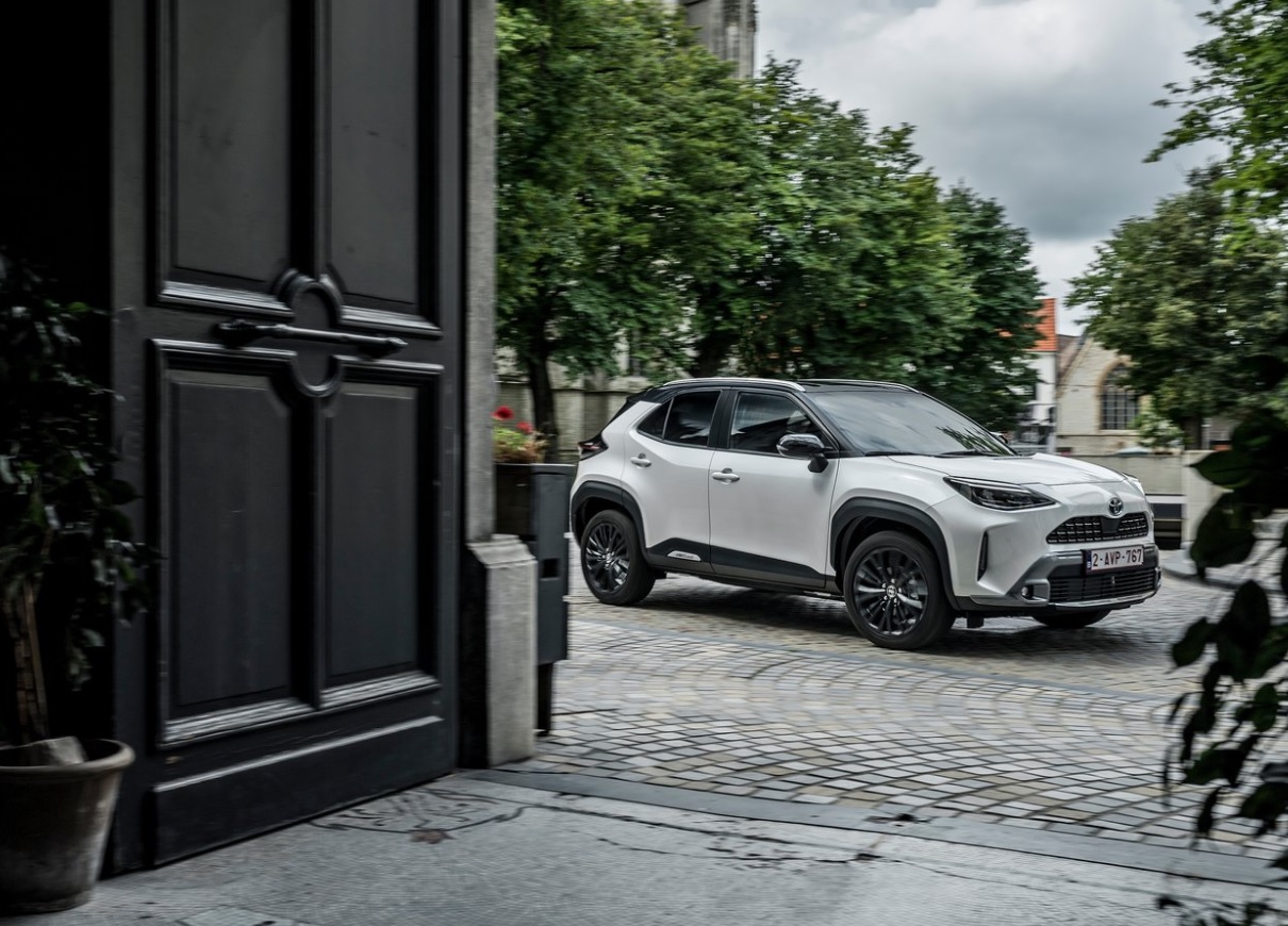 2022 Toyota Yaris Cross 1.5 Hybrid 92 HP Dream X-Pack e-CVT Teknik Özellikleri, Yakıt Tüketimi