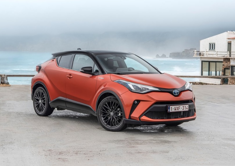 2023 Toyota C-HR 1.8 Hybrid 98 HP Flame e-CVT Teknik Özellikleri, Yakıt Tüketimi