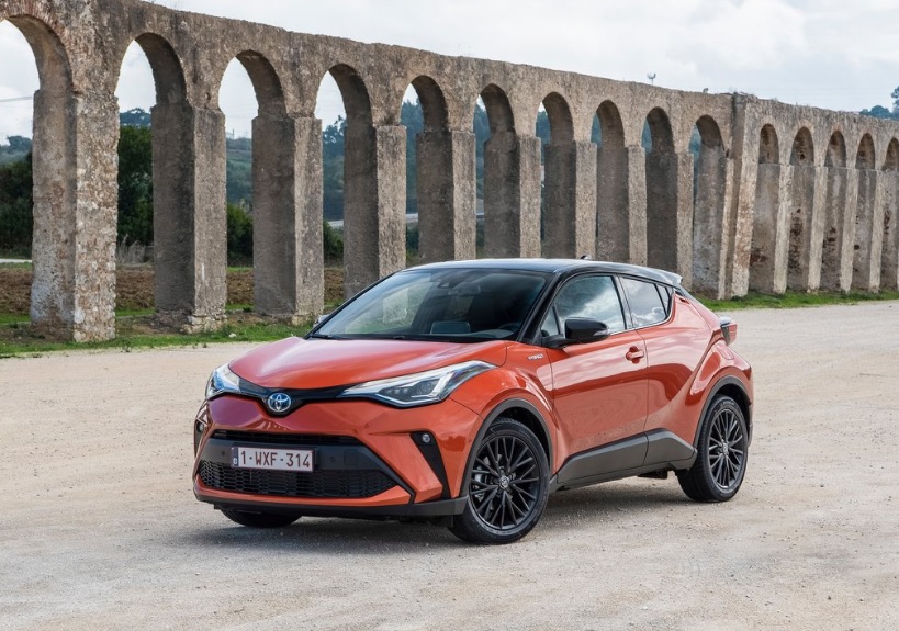 2023 Toyota C-HR Crossover 1.8 Hybrid (98 HP) Passion e-CVT Teknik Özellikler, Ölçüler ve Bagaj Hacmi