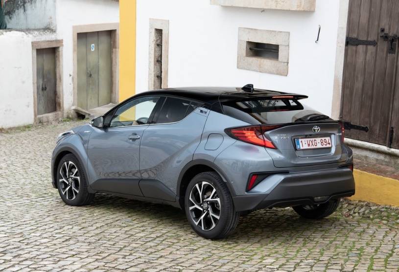 2023 Toyota C-HR Crossover 1.8 Hybrid (98 HP) Passion e-CVT Teknik Özellikler, Ölçüler ve Bagaj Hacmi