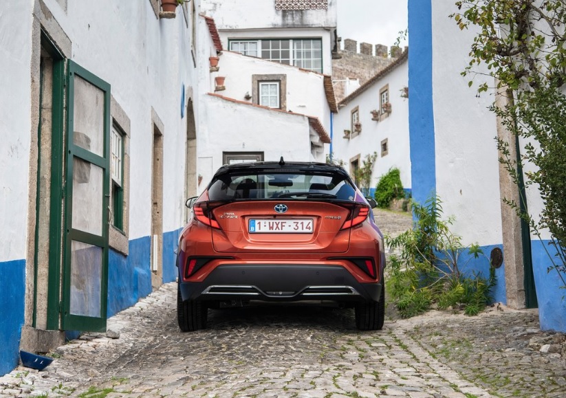 2023 Toyota C-HR Crossover 1.8 Hybrid (98 HP) Passion X-Pack e-CVT Teknik Özellikler, Ölçüler ve Bagaj Hacmi