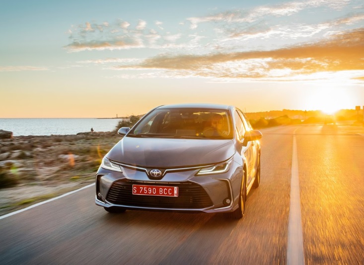 2022 Toyota Corolla Sedan 1.8 Hibrit (97 HP) Passion X-Pack e-CVT Teknik Özellikler, Ölçüler ve Bagaj Hacmi