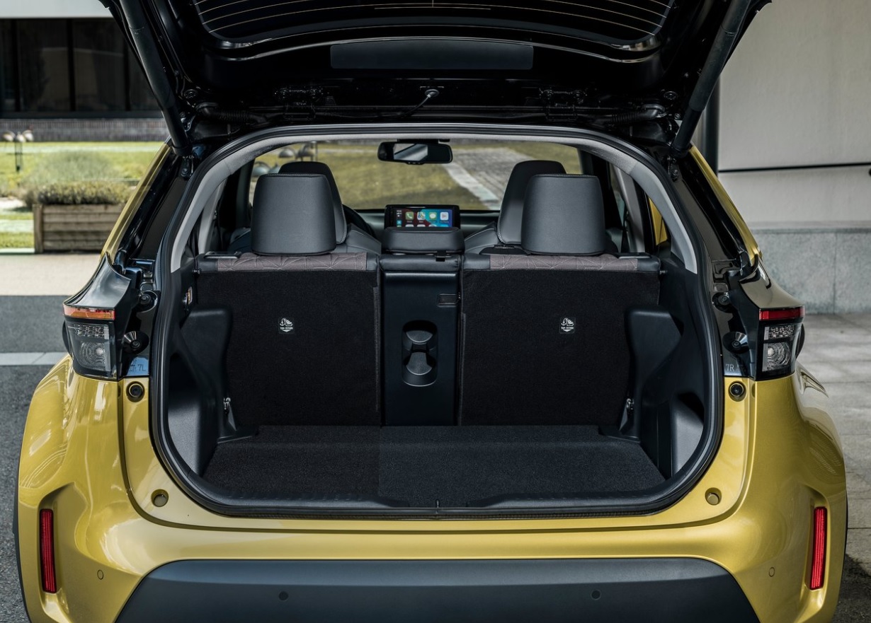 2023 Toyota Yaris Cross SUV 1.5 Hybrid (92 HP) Passion X-Pack e-CVT Teknik Özellikler, Ölçüler ve Bagaj Hacmi