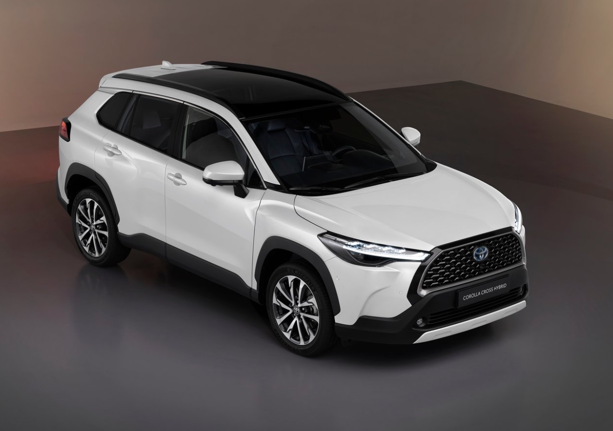 2023 Toyota Corolla Cross 1.8 Hybrid 140 HP Passion X-Pack e-CVT Teknik Özellikleri, Yakıt Tüketimi