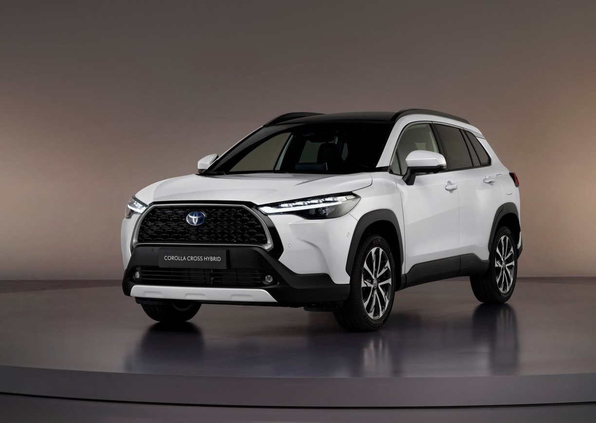 2023 Toyota Corolla Cross 1.8 Hybrid 140 HP Flame X-Pack e-CVT Teknik Özellikleri, Yakıt Tüketimi