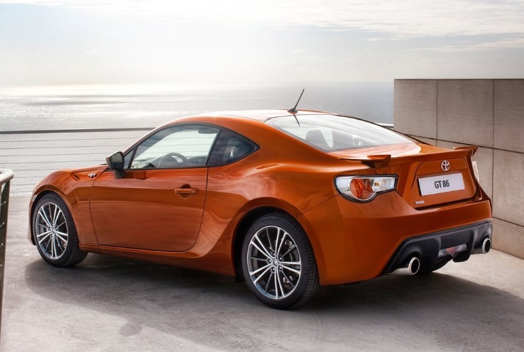 2015 Toyota GT 86 2.0 200 HP GT Otomatik Teknik Özellikleri, Yakıt Tüketimi