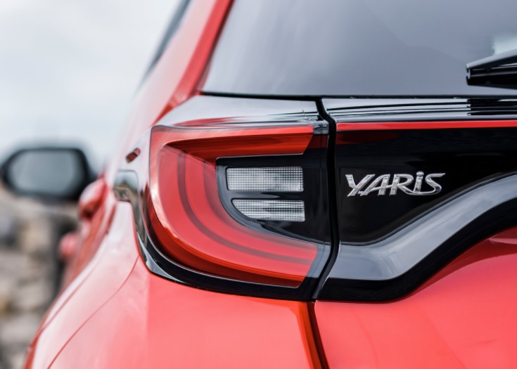 2022 Toyota Yaris Hatchback 5 Kapı 1.5 Hibrit (116 HP) Passion e-CVT Teknik Özellikler, Ölçüler ve Bagaj Hacmi
