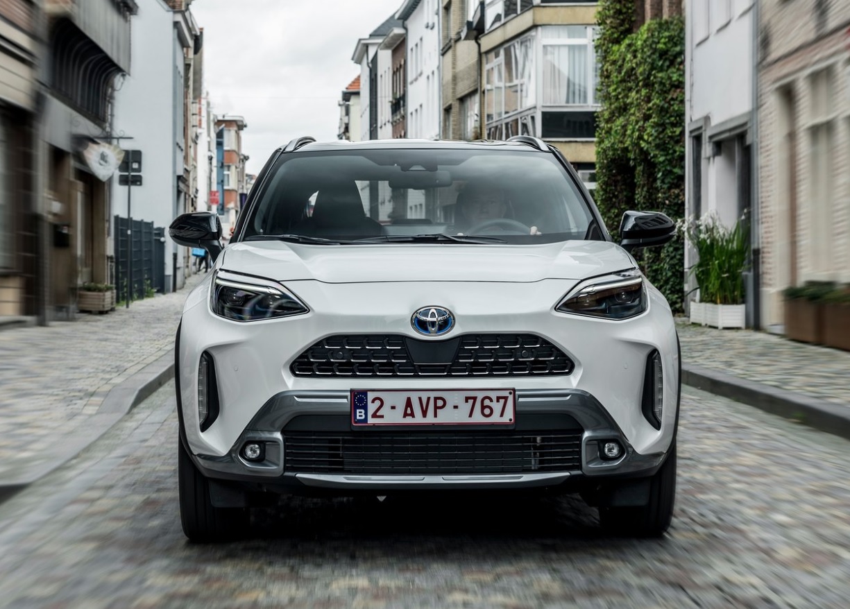 2022 Toyota Yaris Cross SUV 1.5 Hybrid (92 HP) Flame X-Pack e-CVT Teknik Özellikler, Ölçüler ve Bagaj Hacmi