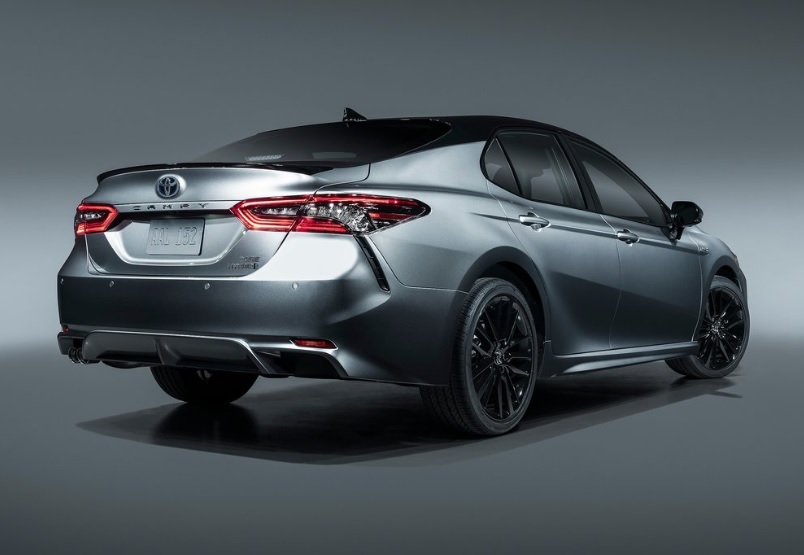2022 Toyota Camry 2.5 Hybrid 218 HP Passion e-CVT Teknik Özellikleri, Yakıt Tüketimi