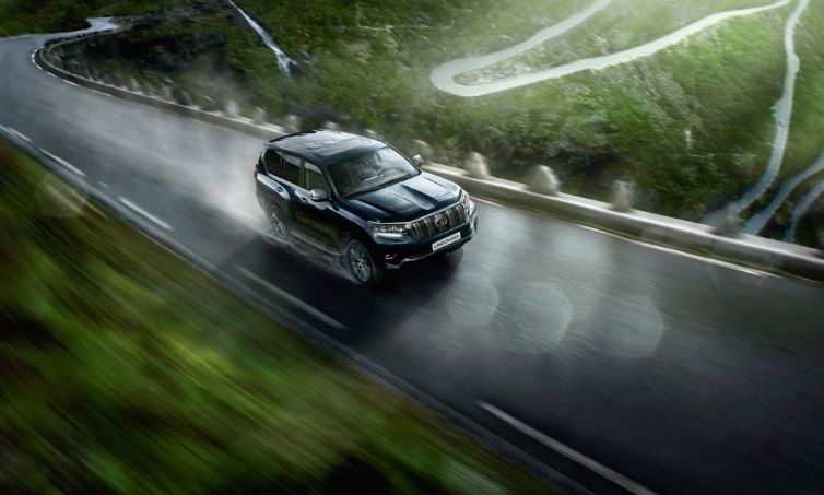 2022 Toyota Land Cruiser 2.8 Prado Karşılaştırması