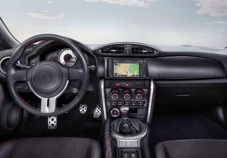 2014 Toyota GT 86 Coupe 2.0 (200 HP) GT Manuel Teknik Özellikler, Ölçüler ve Bagaj Hacmi