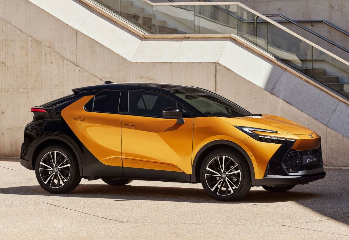 2024 Toyota C-HR Crossover 1.8 Hybrid (95 HP) Passion X-Style e-CVT Teknik Özellikler, Ölçüler ve Bagaj Hacmi