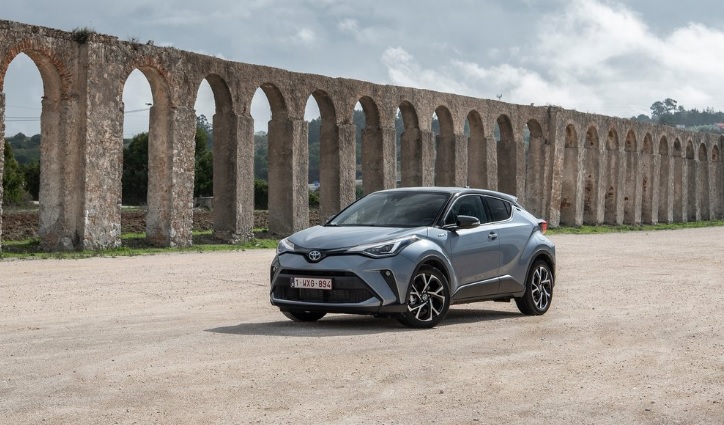 2020 Toyota C-HR Crossover 1.8 (122 HP) Passion X-Pack e-CVT Teknik Özellikler, Ölçüler ve Bagaj Hacmi