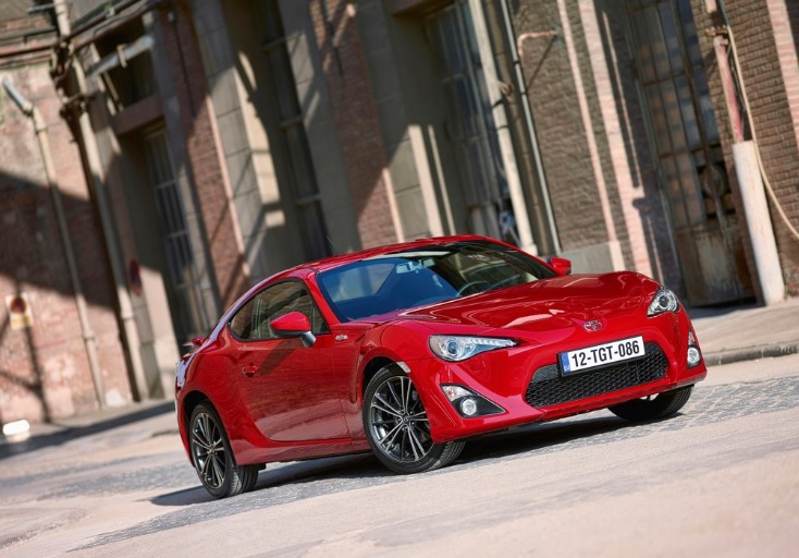 2016 Toyota GT 86 Coupe 2.0 (200 HP) GT Manuel Teknik Özellikler, Ölçüler ve Bagaj Hacmi