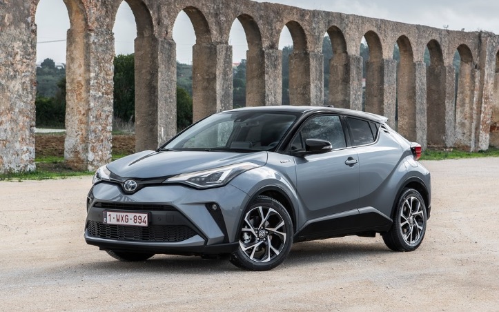 2019 Toyota Yeni C-HR Crossover 1.8 (122 HP) Flame e-CVT Teknik Özellikler, Ölçüler ve Bagaj Hacmi