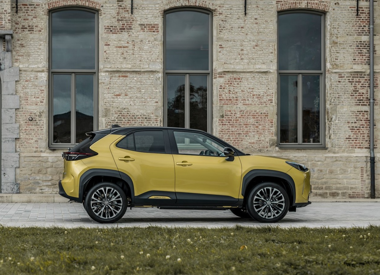 2023 Toyota Yaris Cross 1.5 Hybrid 92 HP Dream e-CVT Teknik Özellikleri, Yakıt Tüketimi