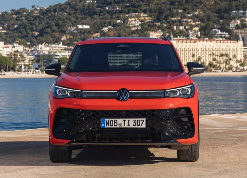 2025 Volkswagen Tiguan SUV 1.5 eTSI (150 HP) Elegance DSG Teknik Özellikler, Ölçüler ve Bagaj Hacmi