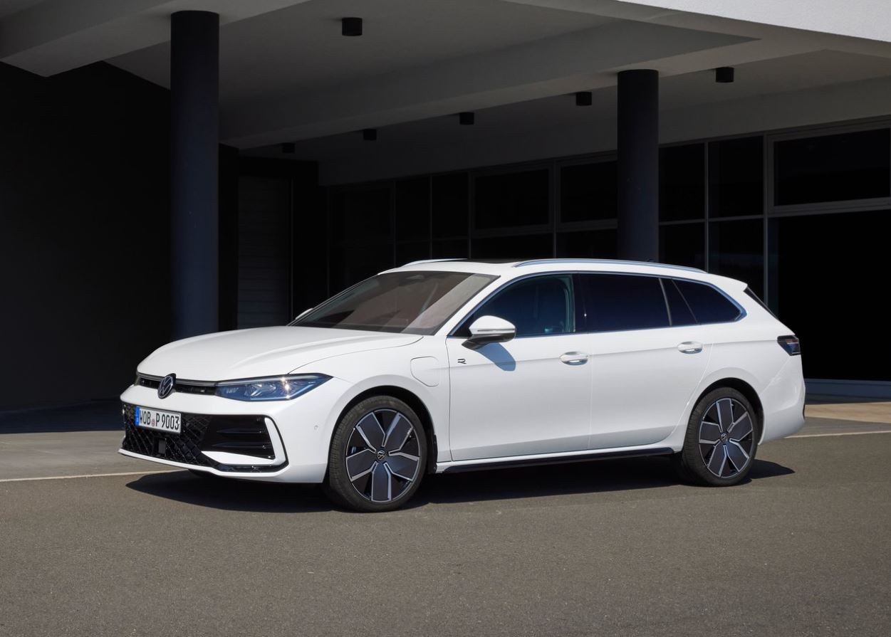 2024 Volkswagen Passat Sedan 2.0 TDI (193 HP) R-Line DSG Teknik Özellikler, Ölçüler ve Bagaj Hacmi