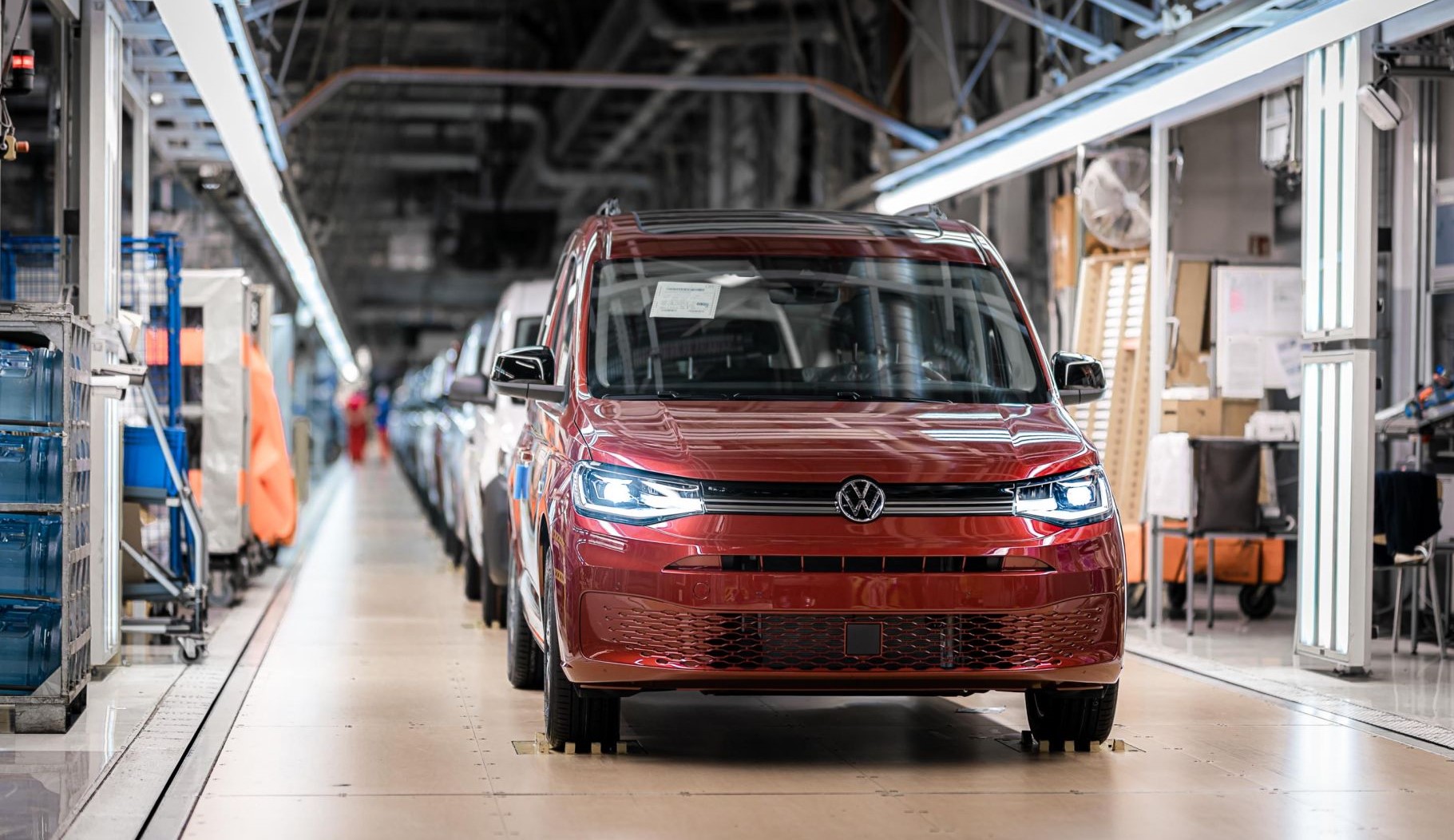 2023 Volkswagen Caddy 2.0 TDI Style Karşılaştırması