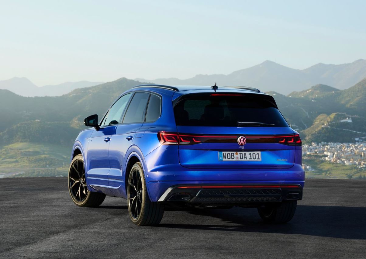 2025 Volkswagen Touareg 3.0 TDI V6 286 HP Elegance Tiptronic Teknik Özellikleri, Yakıt Tüketimi