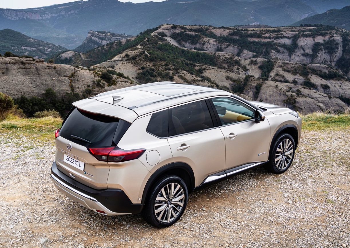 2022 Nissan X-Trail SUV 1.5 e4ORCE 7K (213 HP) Platinum Premium CVT Teknik Özellikler, Ölçüler ve Bagaj Hacmi