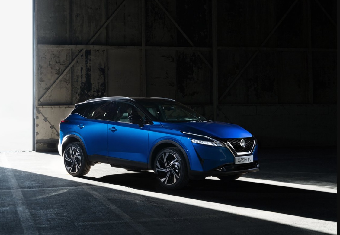 2023 Nissan Qashqai SUV 1.3 DIGT 4x4 (158 HP) Platinum Premium CVT Özellikleri - arabavs.com