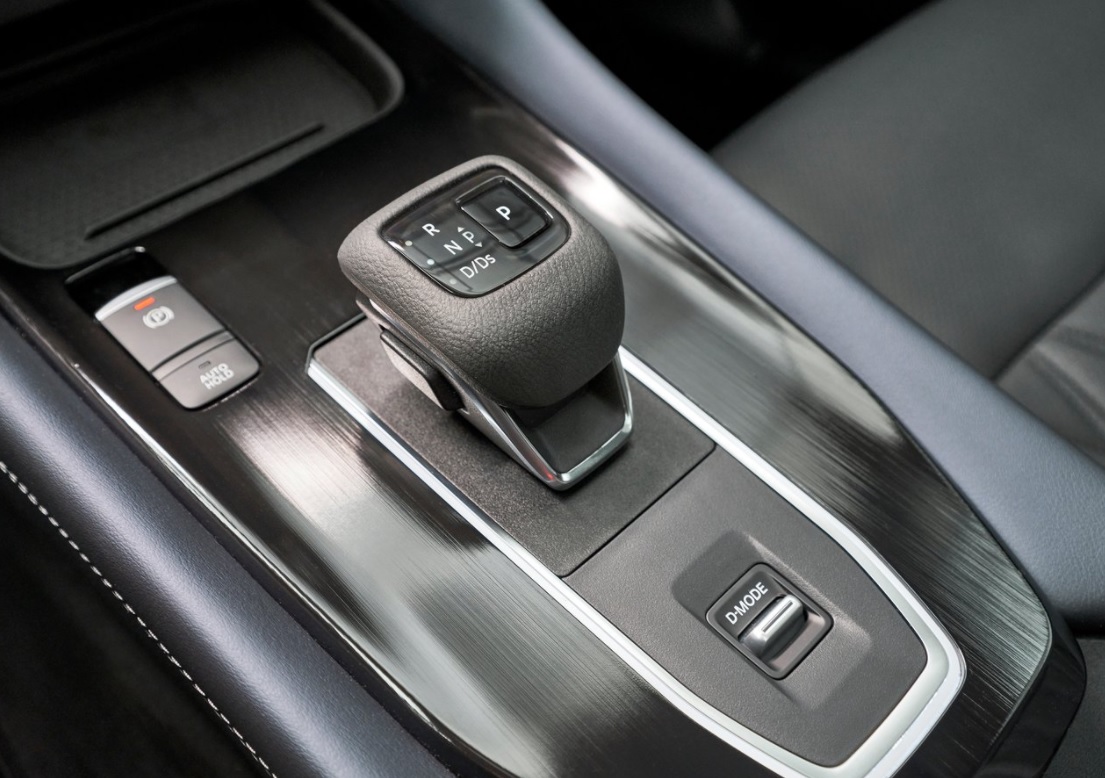 2023 Nissan Qashqai 1.3 DIGT Sky Pack Karşılaştırması