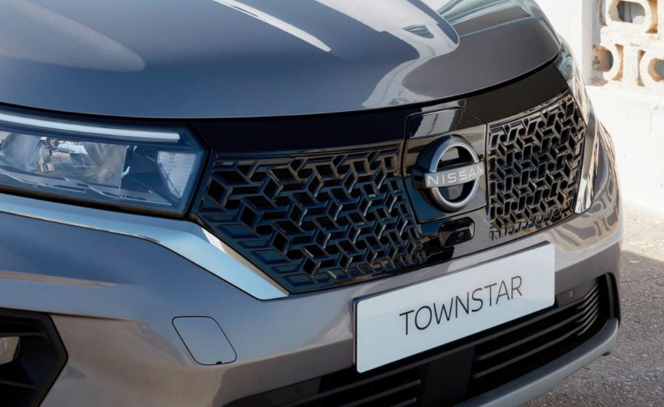 2025 Nissan Townstar 1.3 DIGT 130 HP Tekna DCT Teknik Özellikleri, Yakıt Tüketimi