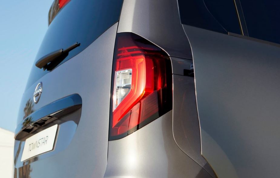 2025 Nissan Townstar 1.3 DIGT 130 HP Tekna DCT Teknik Özellikleri, Yakıt Tüketimi