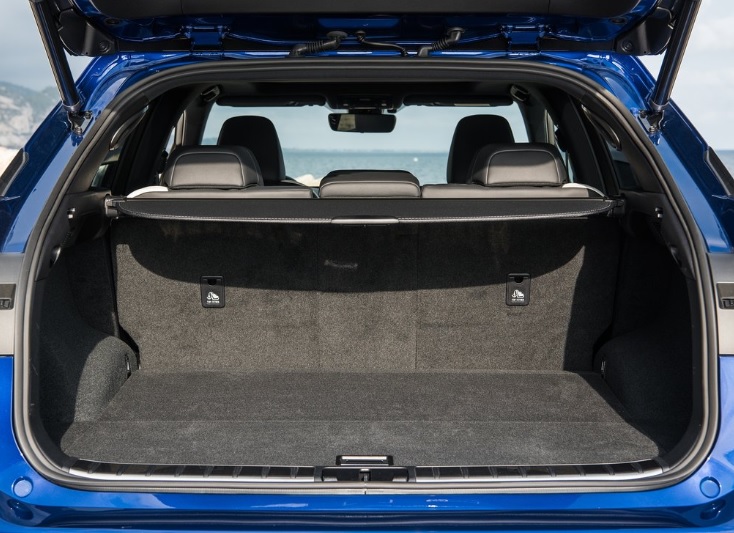 2020 Lexus RX SUV 300 2.0 (238 HP) Business AT Teknik Özellikler, Ölçüler ve Bagaj Hacmi