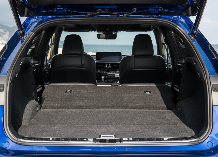 2020 Lexus RX SUV 300 2.0 (238 HP) Executive AT Teknik Özellikler, Ölçüler ve Bagaj Hacmi